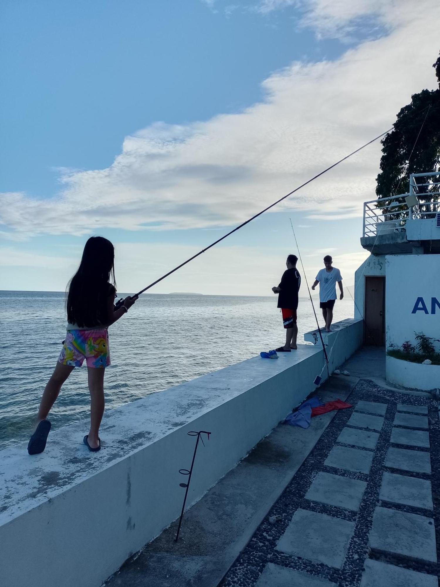 Angler'S Hub & Resort Oslob Exteriér fotografie